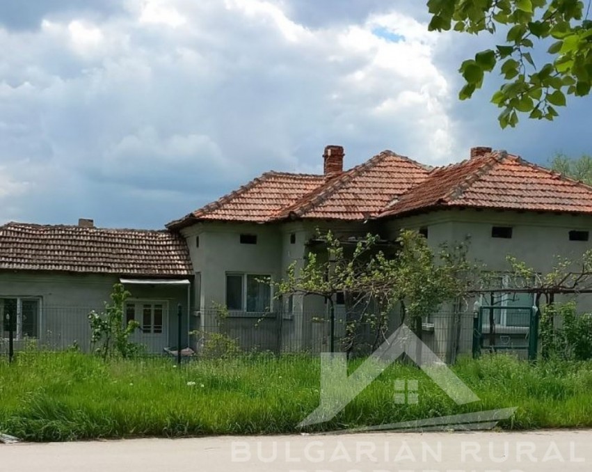 . Fully renovated house, only 32 km away from golf courses and the town of Balchik.